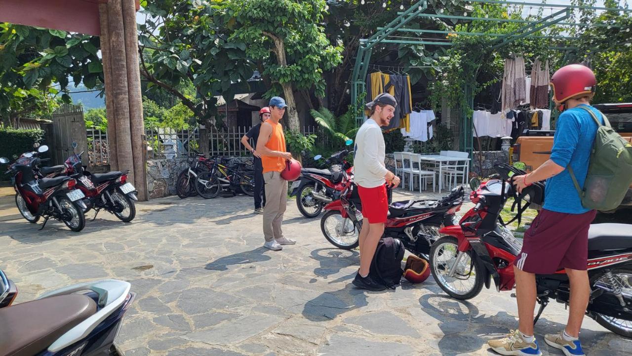 Ha Giang Loop Hostel & Tours Exterior photo